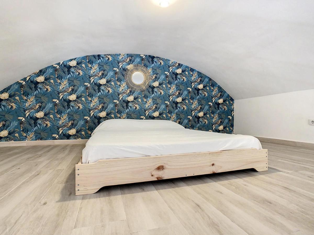 Apartcity Triana セビリア エクステリア 写真