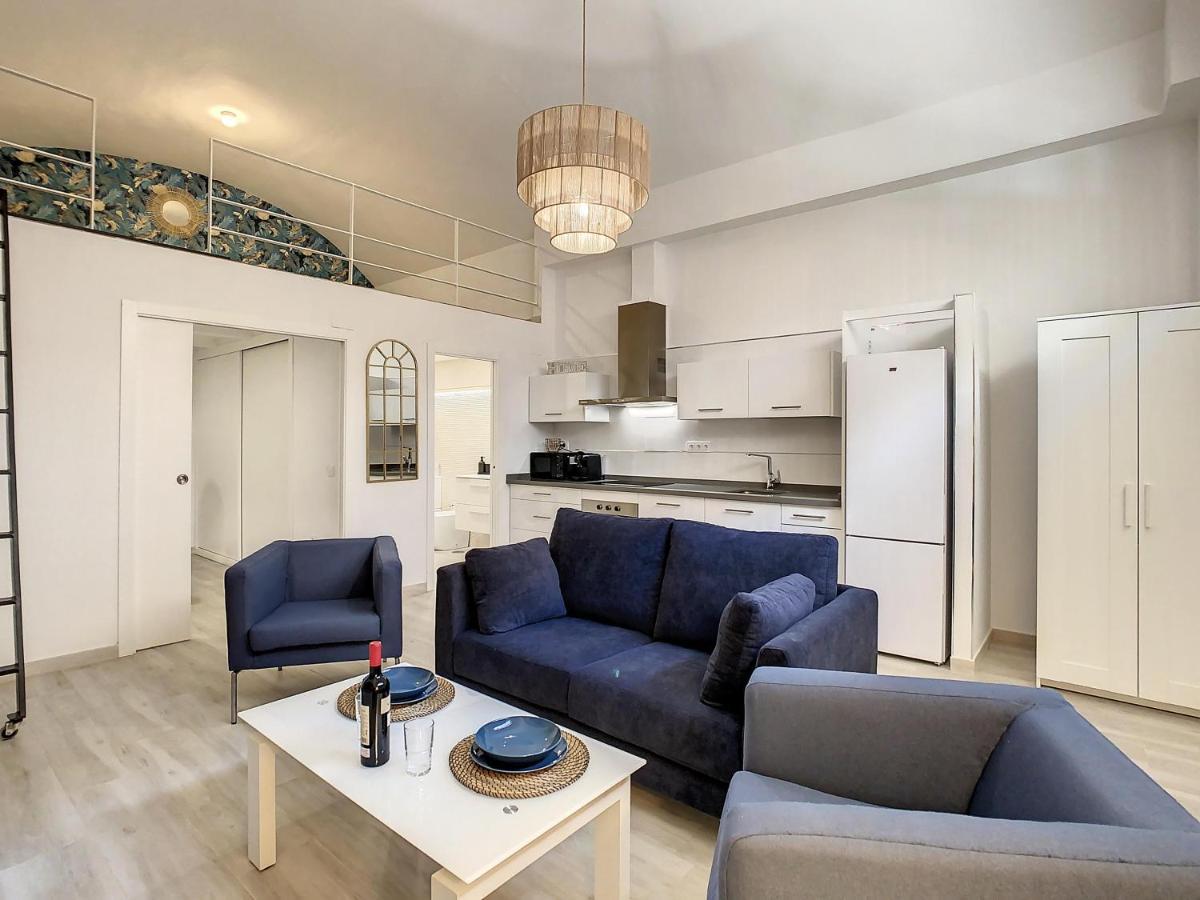 Apartcity Triana セビリア エクステリア 写真